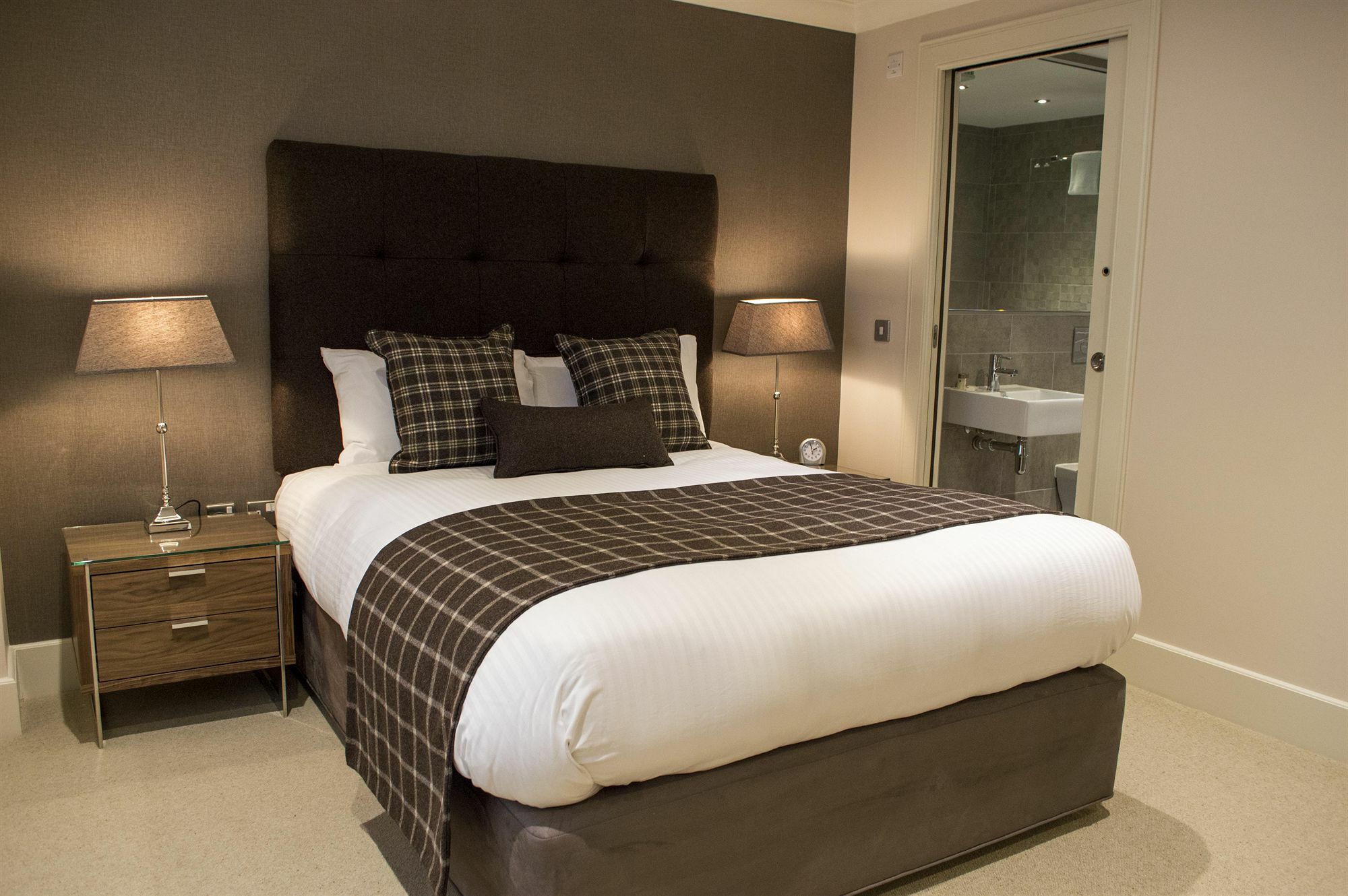 Dreamhouse At Blythswood Apartments กลาสโกว์ ภายนอก รูปภาพ
